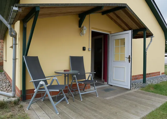 Ferienhäuschen Gartennest In Koserow, 350m Zur Seebrücke *