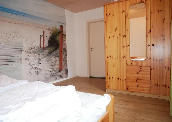 Ferienhäuschen Gartennest In Koserow, 350m Zur Seebrücke Koserow